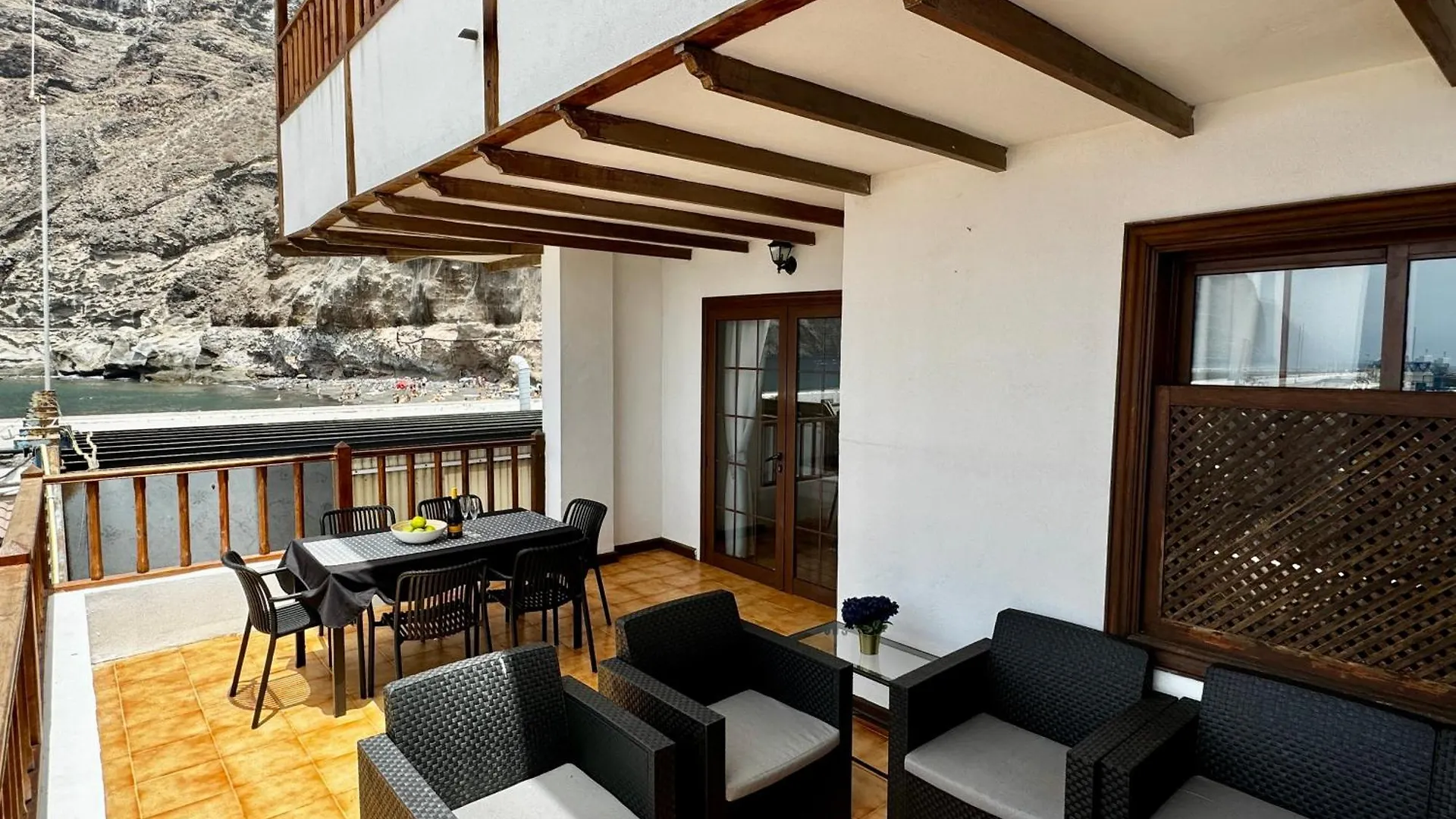Fabulous Ocean & Cliff View Apartment Acantilado de los Gigantes