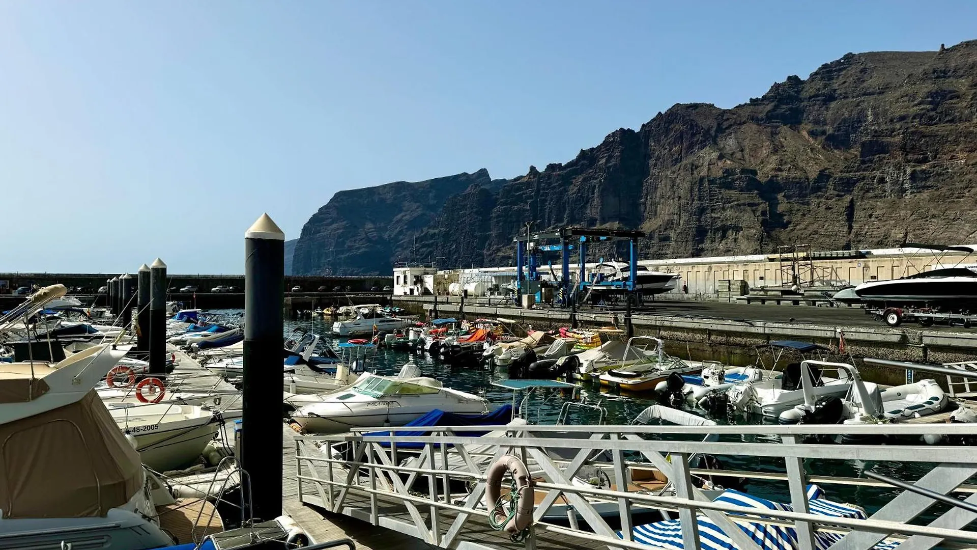 Fabulous Ocean & Cliff View Apartment Acantilado de los Gigantes