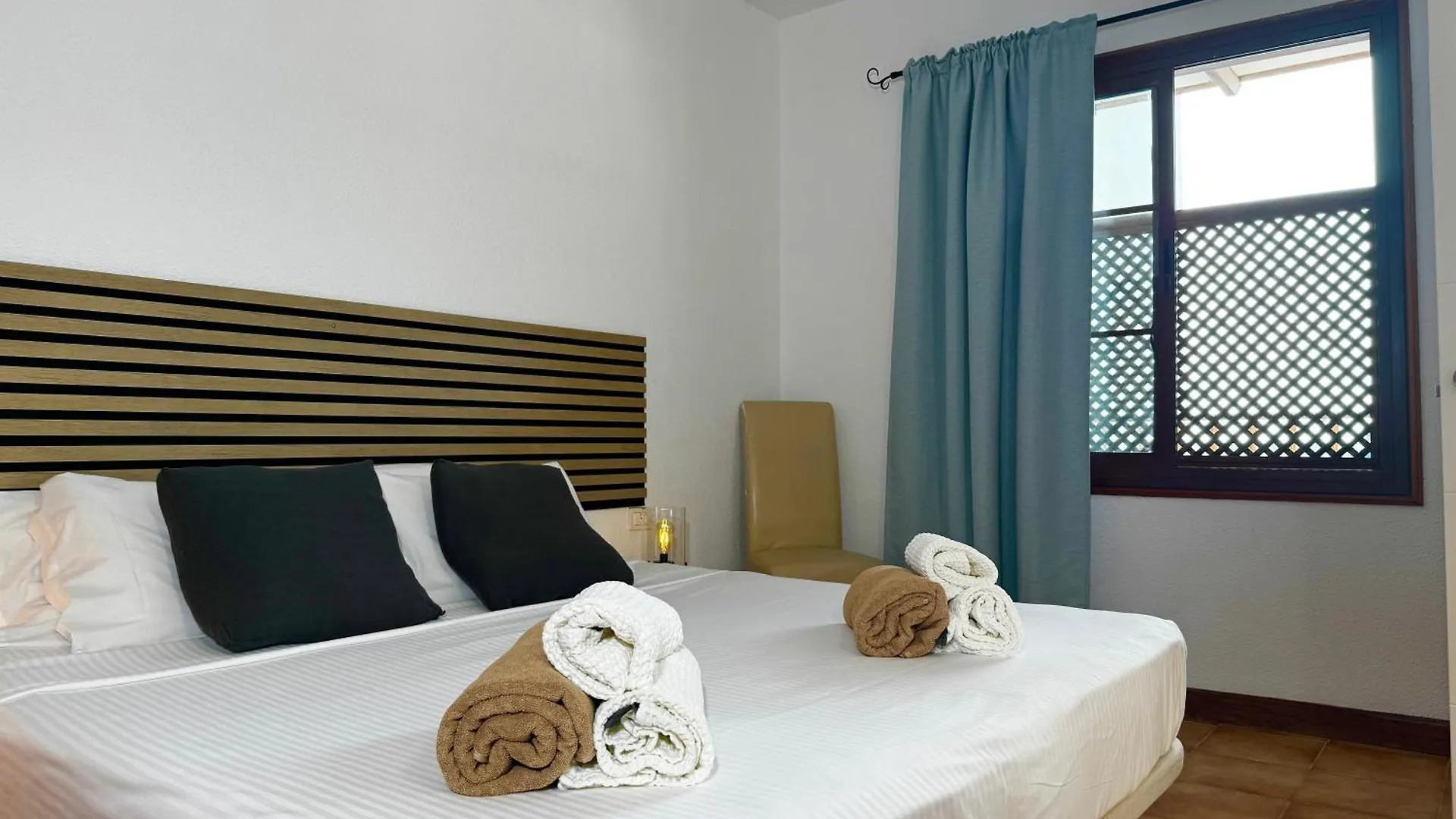 Fabulous Ocean & Cliff View Apartment Acantilado de los Gigantes Spain