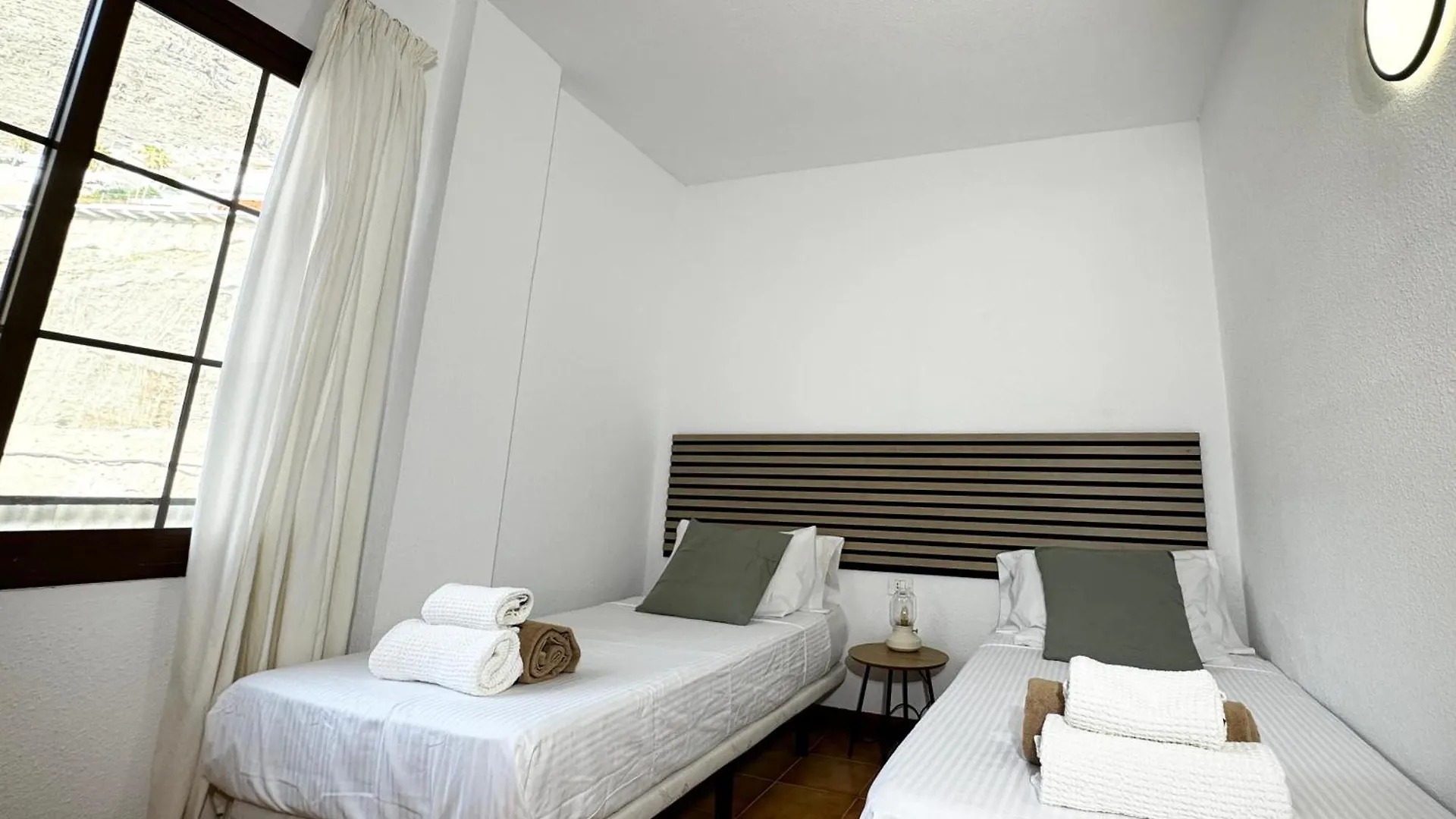 Fabulous Ocean & Cliff View Apartment Acantilado de los Gigantes 0*,  Spain